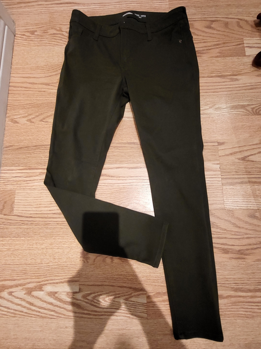 Old Navy - Women's Olive Green Skinny Pixie Pants (61)